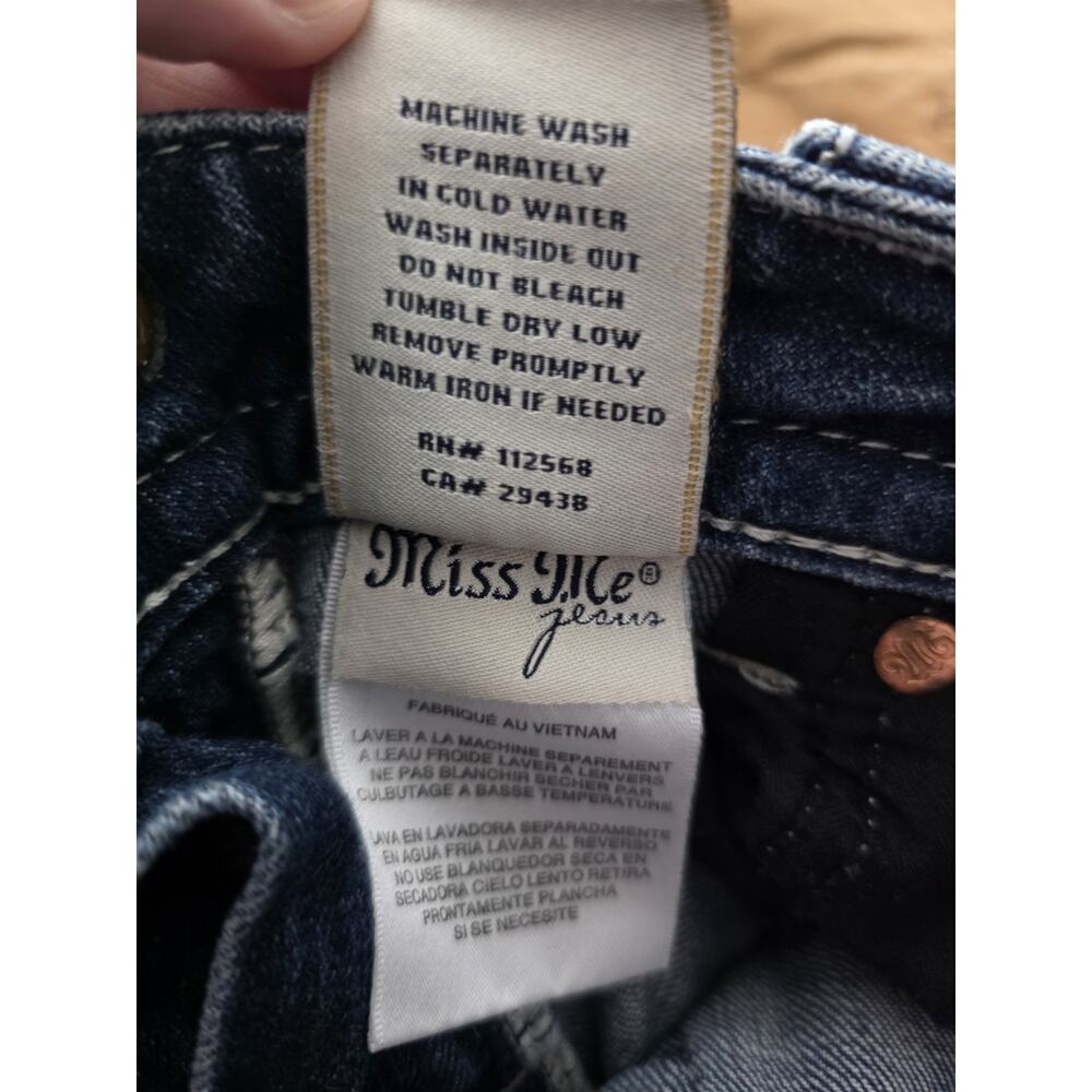 Miss Me Jeans Size 29 Embellished Cross Embroidered Y2K Signature Boot - Picture 10 of 11